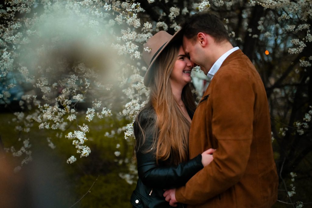 sesja narzeczeńska sesja narzeczenska fotograf płock  fotograf ślubny płock fotograf plock fotografia ślubna portfolio reportaż ślubny sesja ślubna sesja slubna