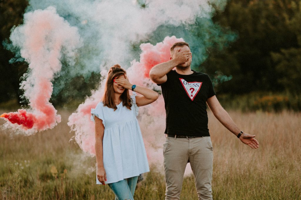 sesja narzeczeńska sesja narzeczenska fotograf płock  fotograf ślubny płock fotograf plock fotografia ślubna portfolio reportaż ślubny sesja ślubna sesja slubna gender reveal