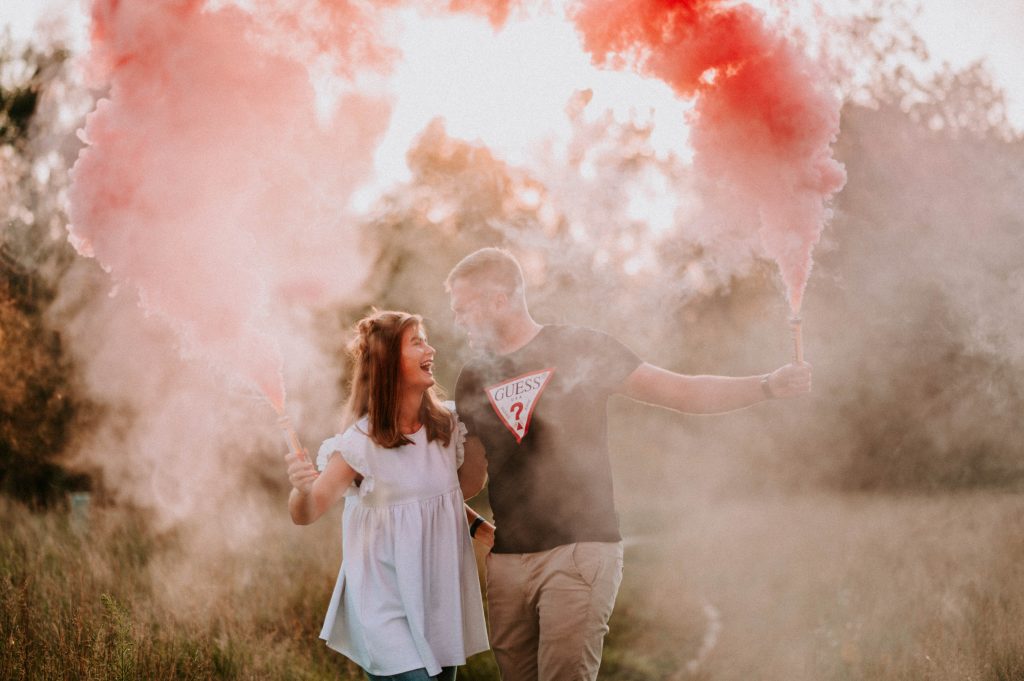 sesja narzeczeńska sesja narzeczenska fotograf płock  fotograf ślubny płock fotograf plock fotografia ślubna portfolio reportaż ślubny sesja ślubna sesja slubna gender reveal