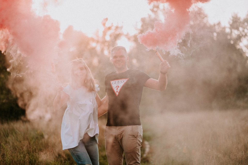 sesja narzeczeńska sesja narzeczenska fotograf płock  fotograf ślubny płock fotograf plock fotografia ślubna portfolio reportaż ślubny sesja ślubna sesja slubna gender reveal