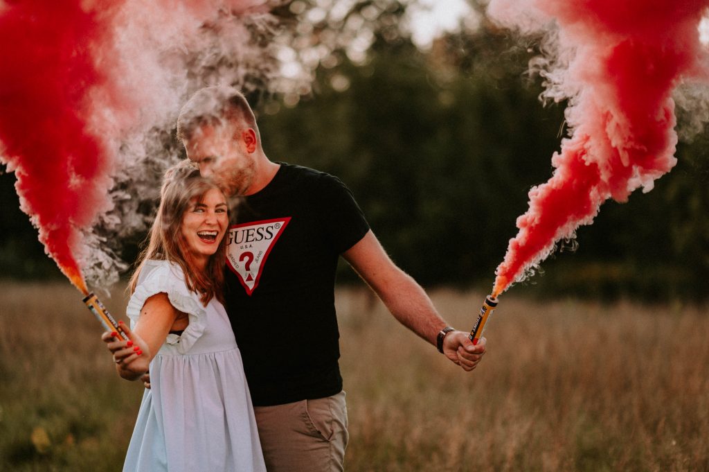 sesja narzeczeńska sesja narzeczenska fotograf płock  fotograf ślubny płock fotograf plock fotografia ślubna portfolio reportaż ślubny sesja ślubna sesja slubna gender reveal