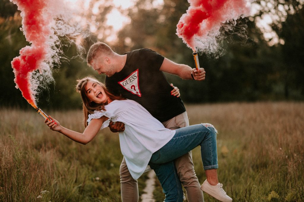 sesja narzeczeńska sesja narzeczenska fotograf płock  fotograf ślubny płock fotograf plock fotografia ślubna portfolio reportaż ślubny sesja ślubna sesja slubna gender reveal