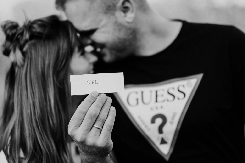 sesja narzeczeńska sesja narzeczenska fotograf płock  fotograf ślubny płock fotograf plock fotografia ślubna portfolio reportaż ślubny sesja ślubna sesja slubna gender reveal